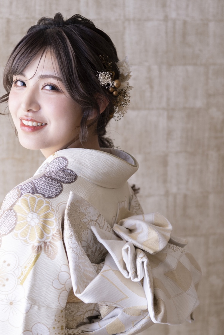 振袖の女性
